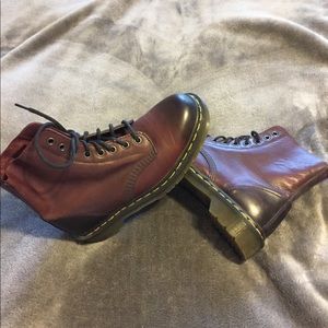 1460 antique temperley